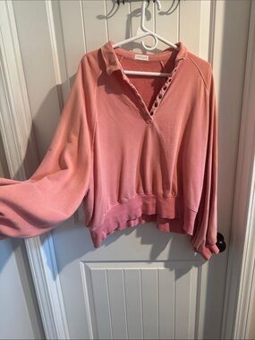 vestique Dusty Pink Button-Front Pullover